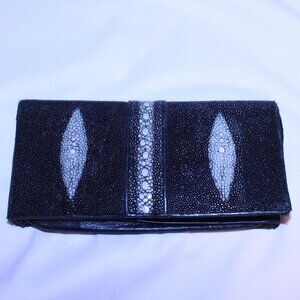 Stingray Skin Black With White Design Long Bi-Fold Flap Leather Wallet